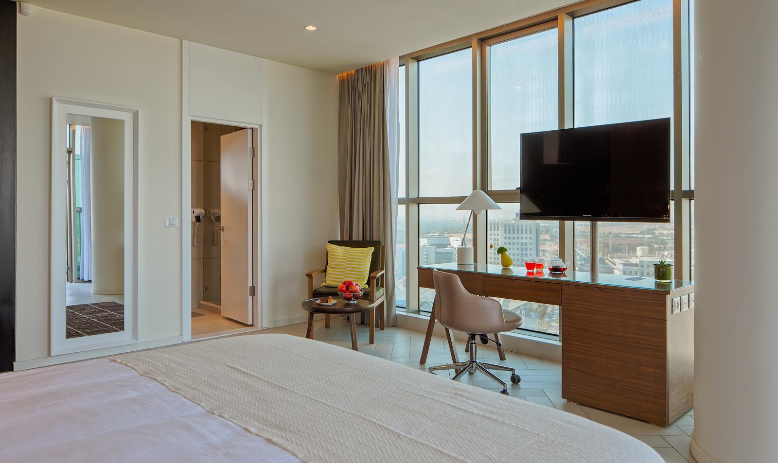 Prima Millennium Hotel Ra'anana Bagian luar foto