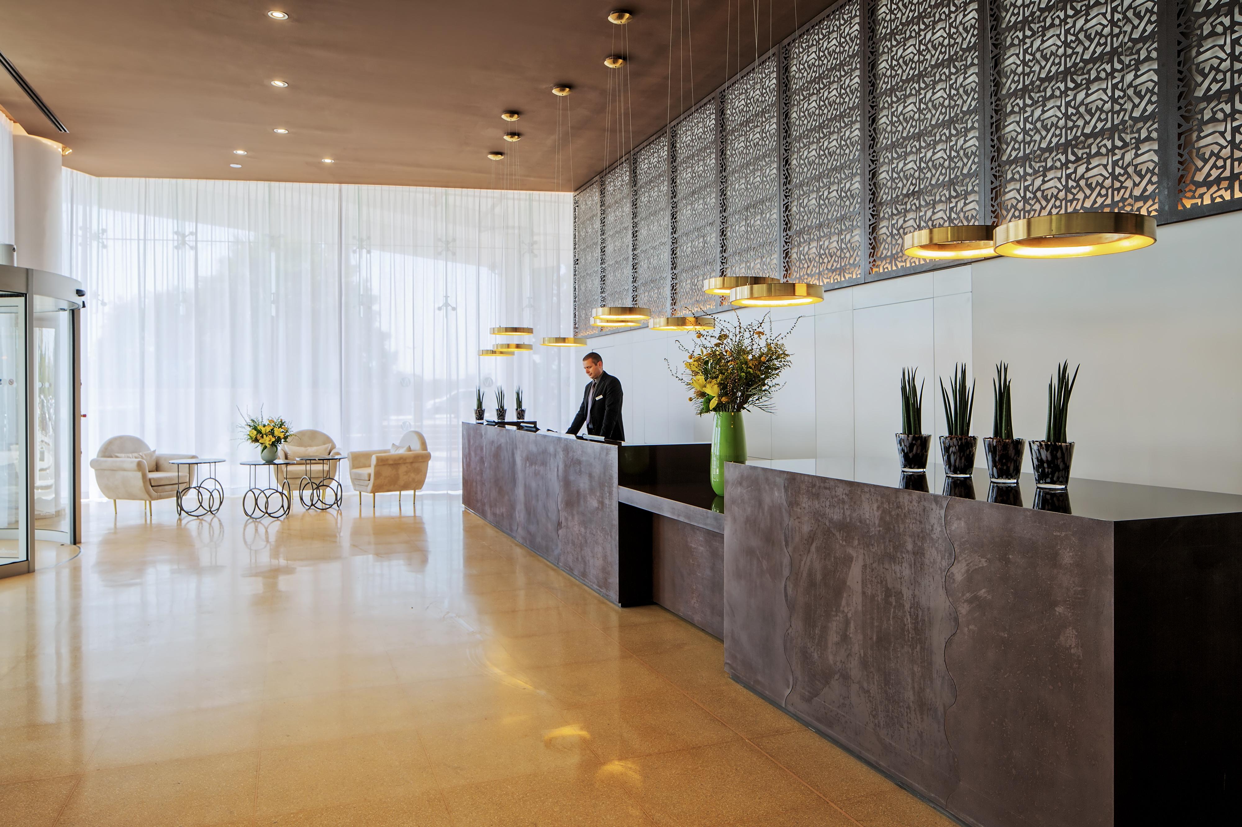 Prima Millennium Hotel Ra'anana Bagian luar foto