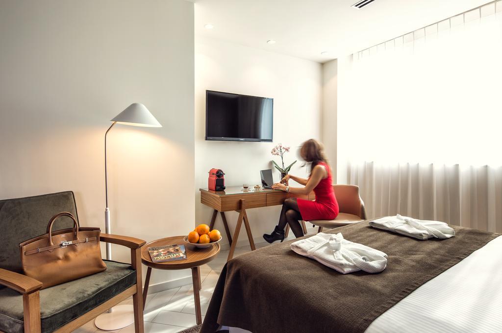 Prima Millennium Hotel Ra'anana Bagian luar foto