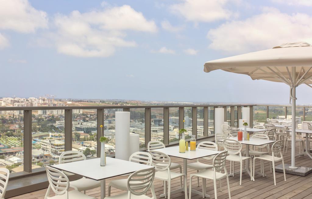 Prima Millennium Hotel Ra'anana Bagian luar foto