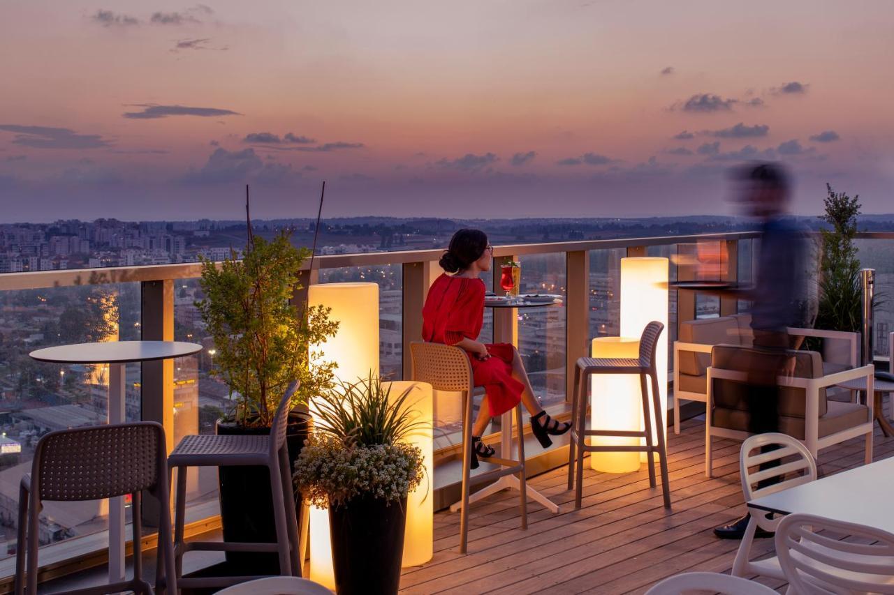Prima Millennium Hotel Ra'anana Bagian luar foto